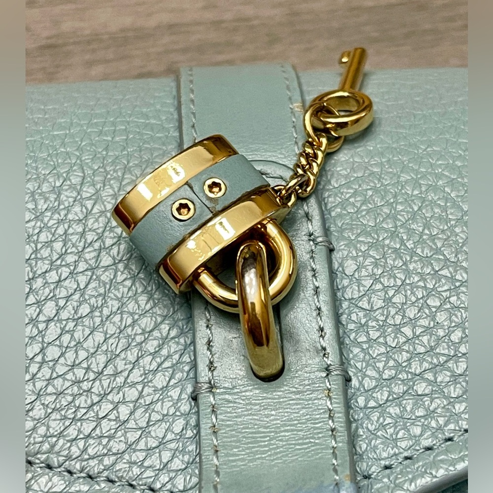 Chloe Aby Long Wallet - Picture 10 of 13